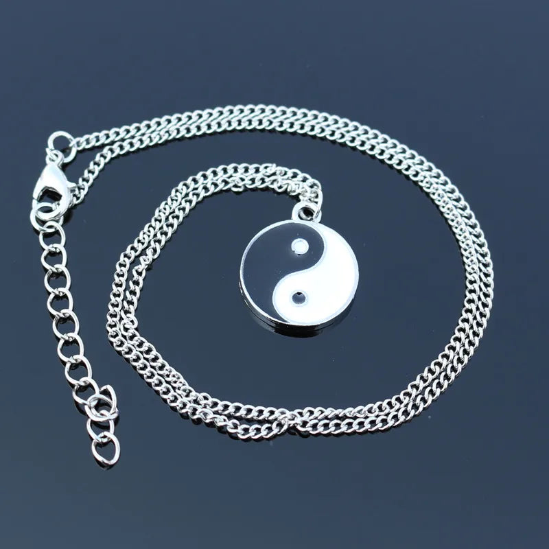 New Taichi Pendant Necklaces Bijoux Collares for Women Men Yinyang Ba Gua Necklace China Tattoo Chain Colar Wholesale Neck Decor
