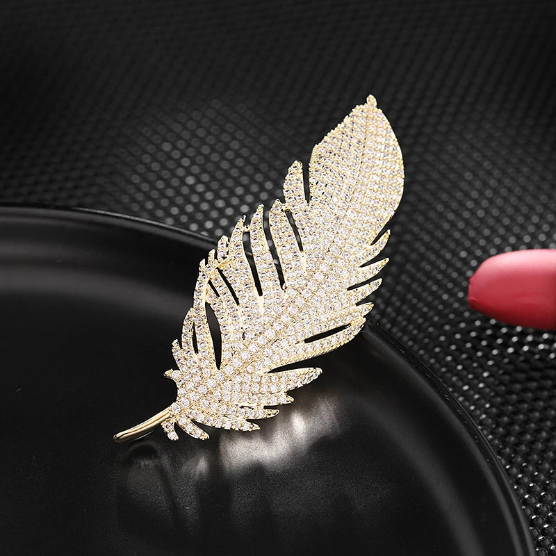New Fashion Long Feather Brooches for Women Full Rhinestone Luxury Wedding Jewelry Brooch Gold Color Silver Color Metal Brooches