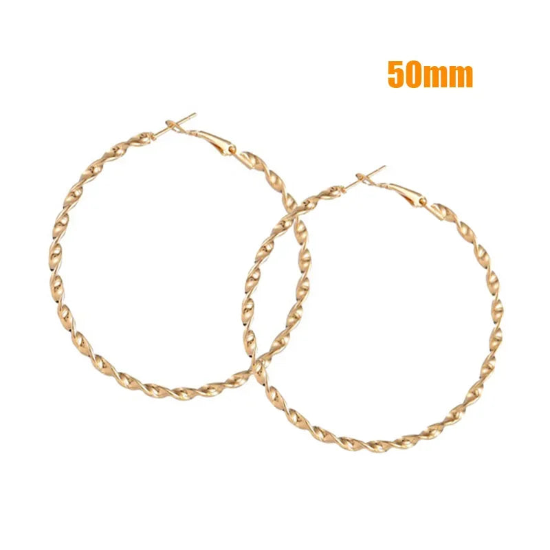 New Trendy Women's Buttery Hoop Earrings Fashion Hiphop Loop Earrings Metal Loop Earrings Korean Elegant Ear Jewelry 2024