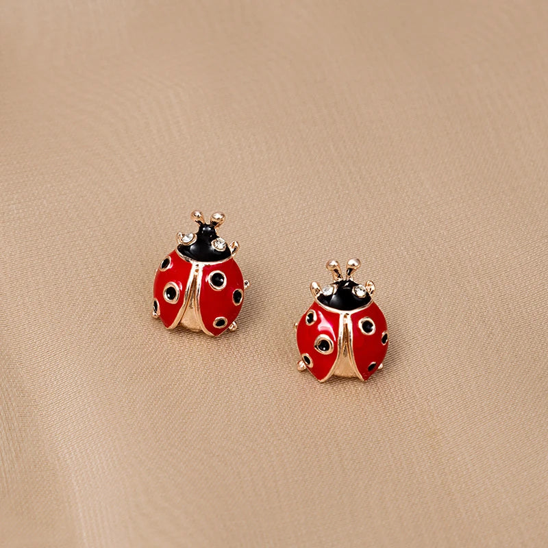 Red Enamel Insect Women's Stud Earrings Rhinestone Mini Funny Animal Earrings for Girls Lovely Personality Tiny Ear Accessories