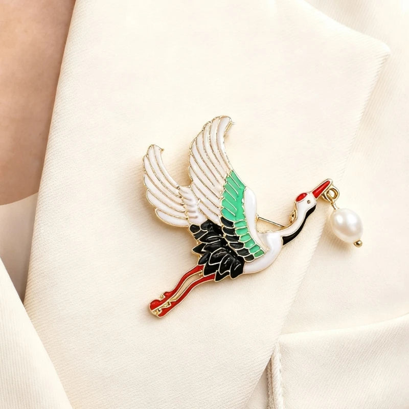 White Enamel Crane Women's Clothing Brooch Flying Red-crowned Crane Pearl Pendants Luxury Brooches for Women Clothes Accessories