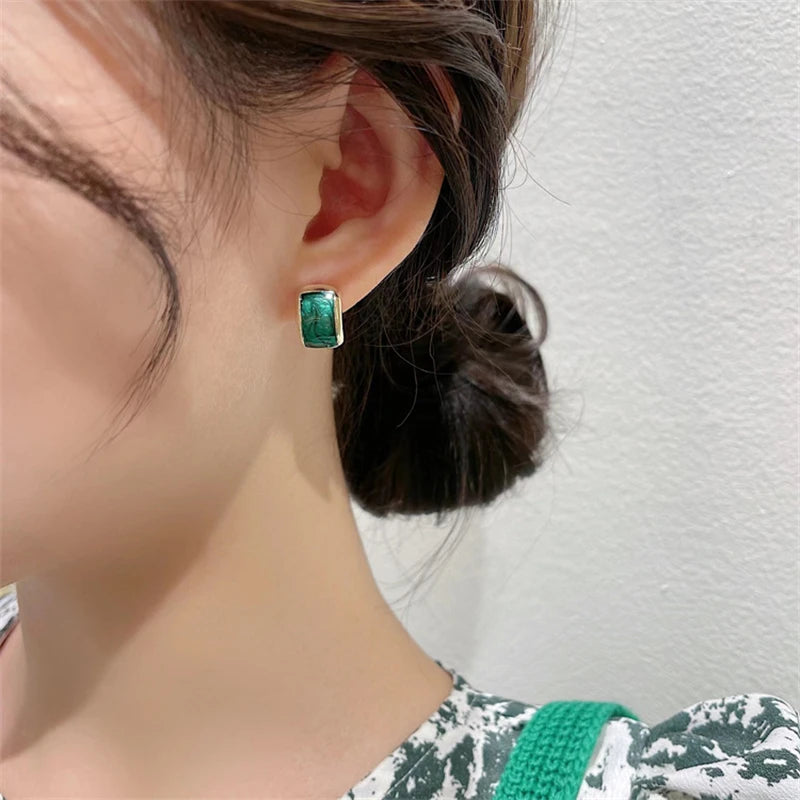 Trend Chic Enamel C-shaped Women's Stud Earrings Red Green Pink Color Small Earrings for Girls aretes de mujer 2025 new in