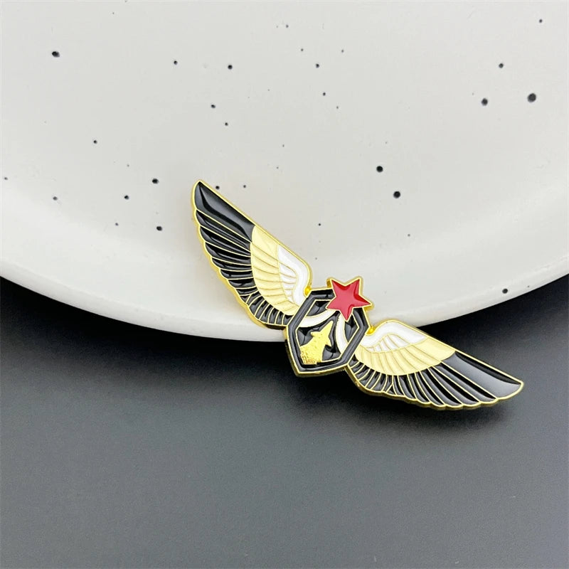 Black Enamel Fighter Unisex Brooches Cool Fashion Brooch for Women&Men Unusual Clothing Decoration Punk Personality Clothes Pins