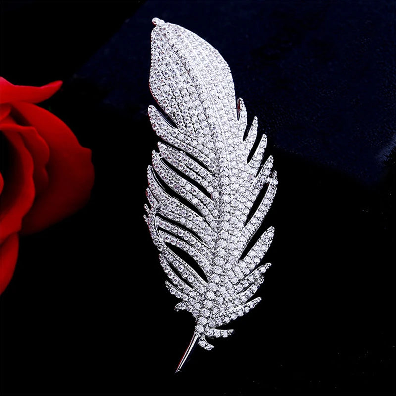 New Fashion Long Feather Brooches for Women Full Rhinestone Luxury Wedding Jewelry Brooch Gold Color Silver Color Metal Brooches