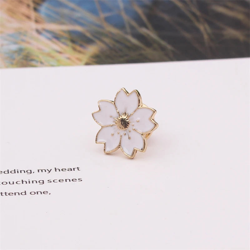 2025 new Sweet Cherry Blossom Brooch Enamel Pin Flower Collar Pin Badges Brooches Clothing Bags Accessories Female Women Jewelry