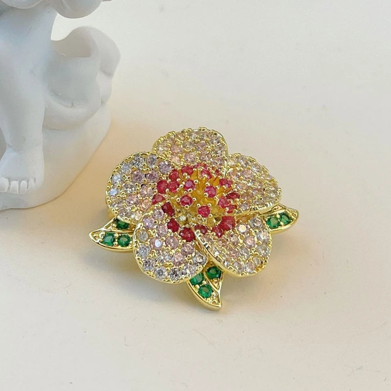 Luxury Colorful Crystal Peony Brooches for Women Pink Green Rhinestone Women's Brooch Gold Color Metal Pins Fashion Jewelry