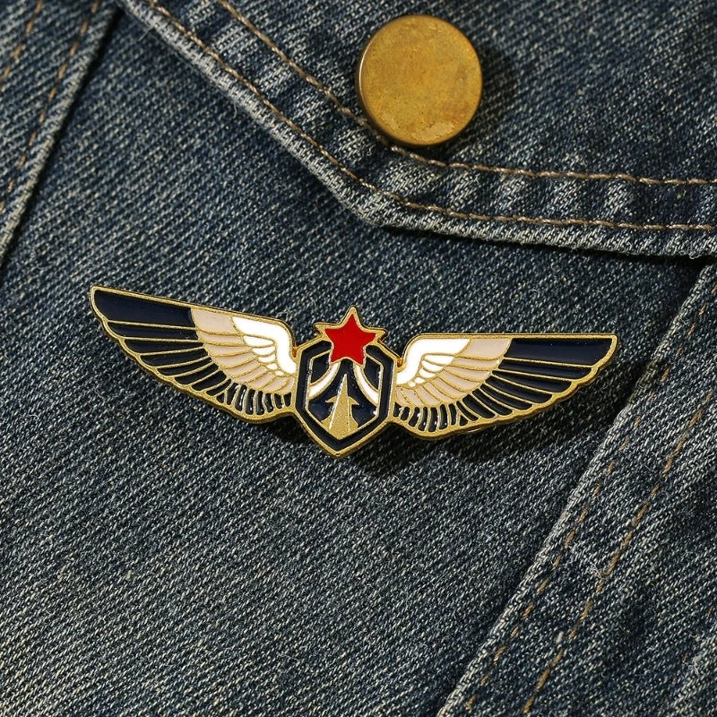 Black Enamel Fighter Unisex Brooches Cool Fashion Brooch for Women&Men Unusual Clothing Decoration Punk Personality Clothes Pins