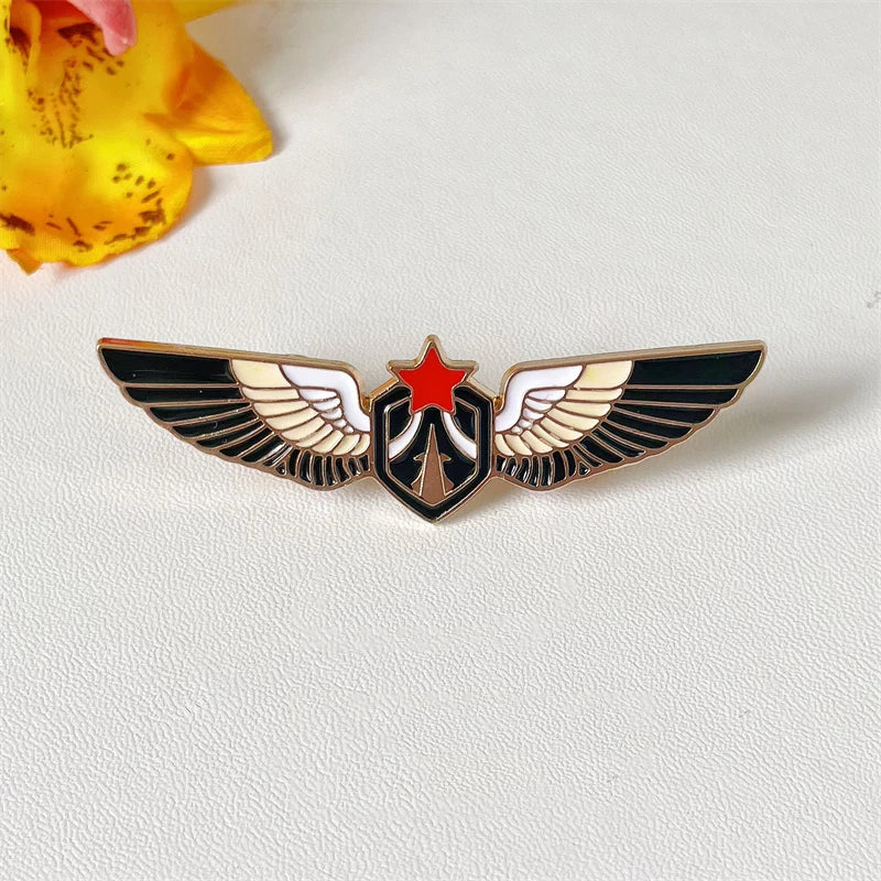 Black Enamel Fighter Unisex Brooches Cool Fashion Brooch for Women&Men Unusual Clothing Decoration Punk Personality Clothes Pins