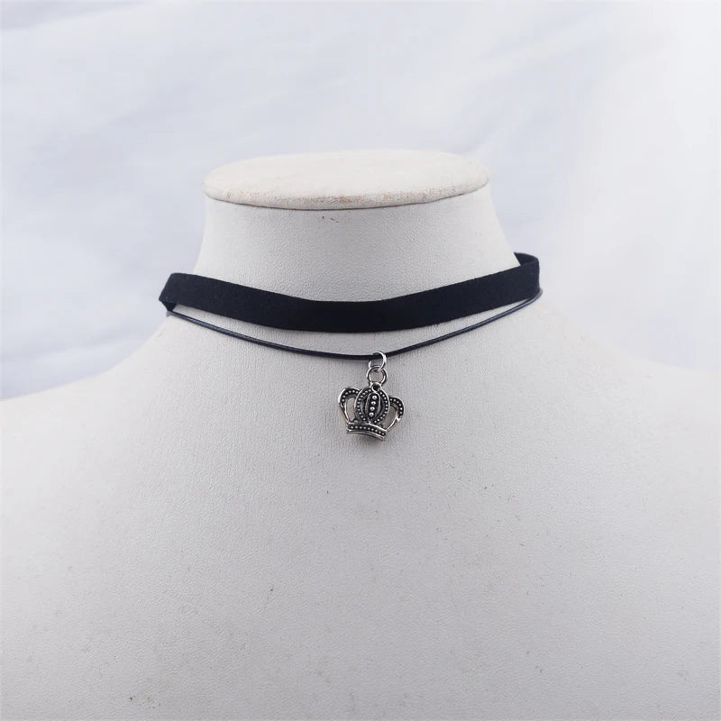 Black Faux Leather Velvet Chokers for Women Short Chain Small Necklaces Punk Skeleton Hand Pendants Collar Christmas Gifts