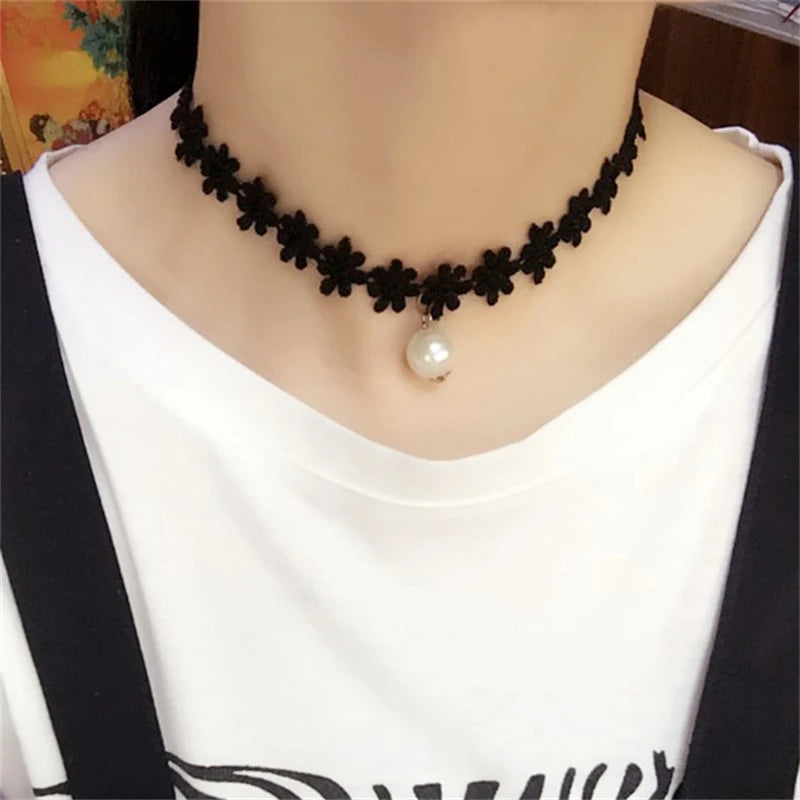 New Gothic Black Lace Women's Choker Pearl Pendants Simple Design Elegant Sexy Short Chain Necklaces for Girls Cool Neck Jewelry
