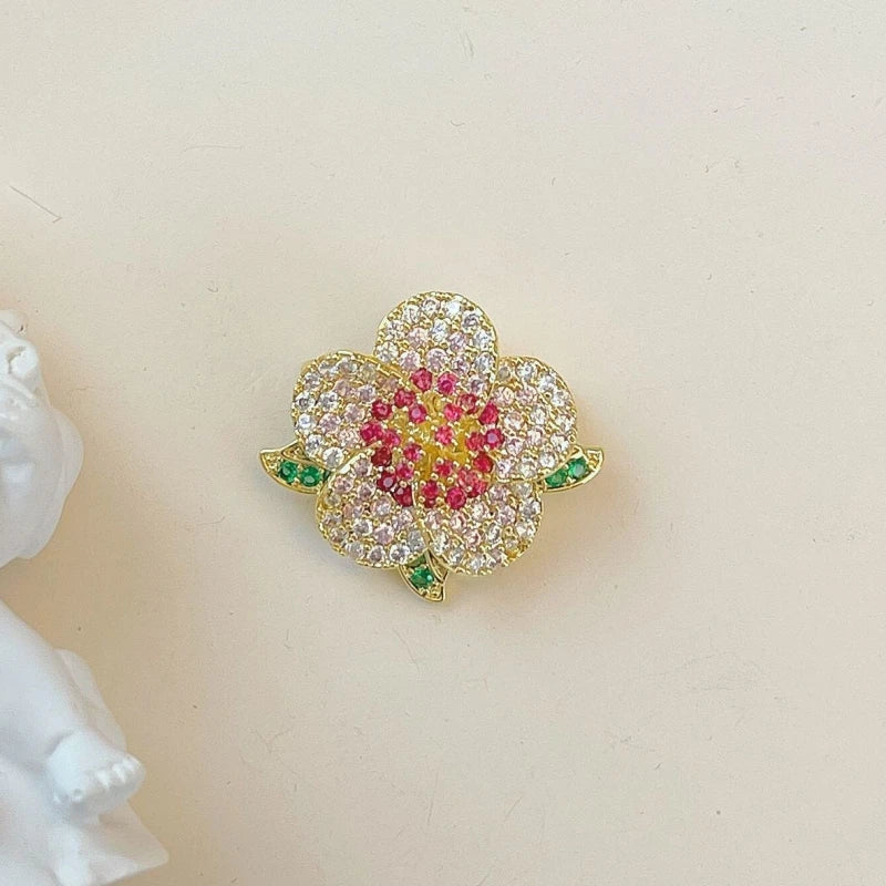Luxury Colorful Crystal Peony Brooches for Women Pink Green Rhinestone Women's Brooch Gold Color Metal Pins Fashion Jewelry