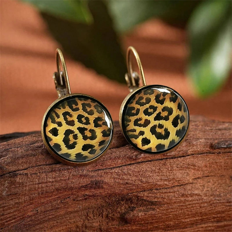 Leopard Print Women's Stud Earrings Small Round Ear Buckle Vintage Design Unusual Earrings 2025 trend new Lovely Ear Accessories