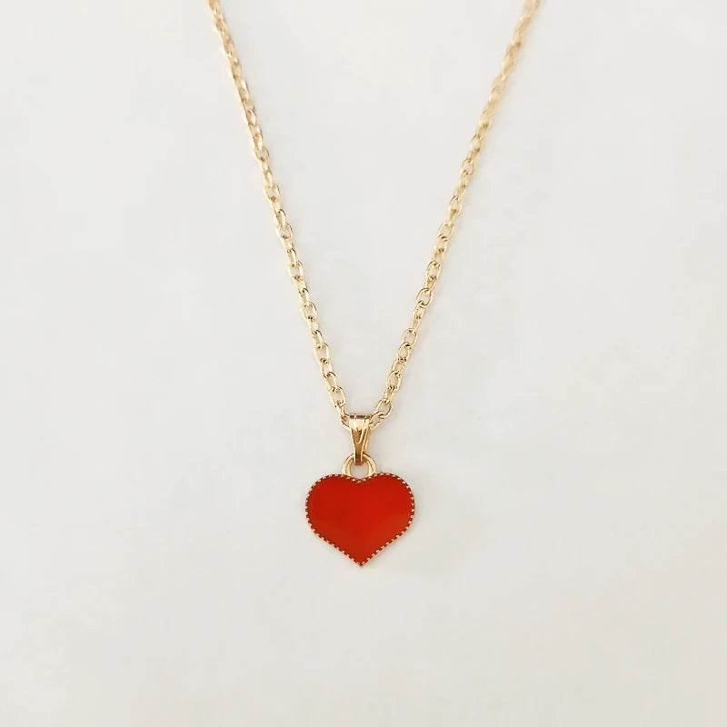 New Enamel Heart Pendants Necklaces for Women Black Red Love Drop Necklaces Gold Color Chain Necklaces Party Gifts collar