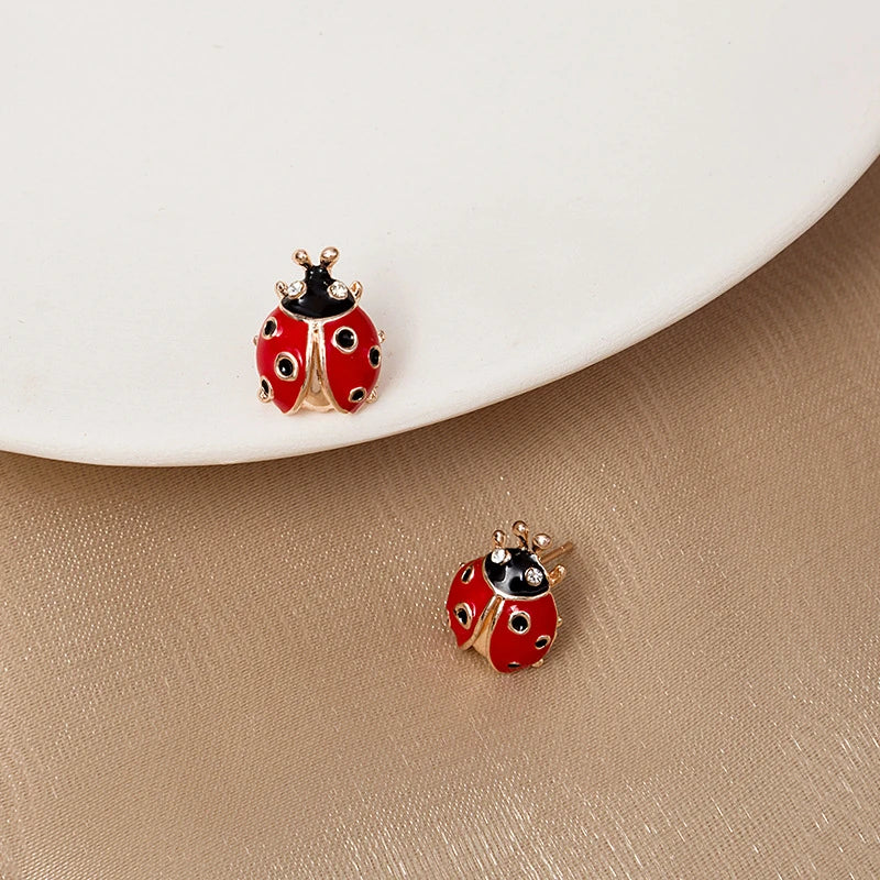 Red Enamel Insect Women's Stud Earrings Rhinestone Mini Funny Animal Earrings for Girls Lovely Personality Tiny Ear Accessories
