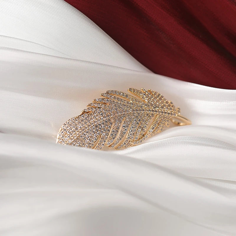 New Fashion Long Feather Brooches for Women Full Rhinestone Luxury Wedding Jewelry Brooch Gold Color Silver Color Metal Brooches