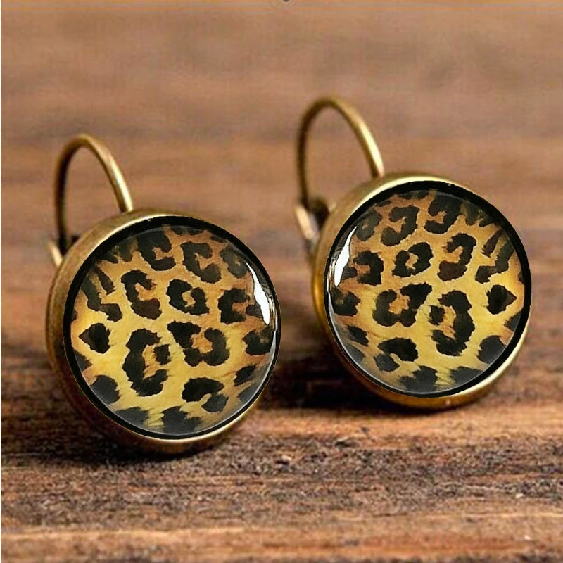 Leopard Print Women's Stud Earrings Small Round Ear Buckle Vintage Design Unusual Earrings 2025 trend new Lovely Ear Accessories