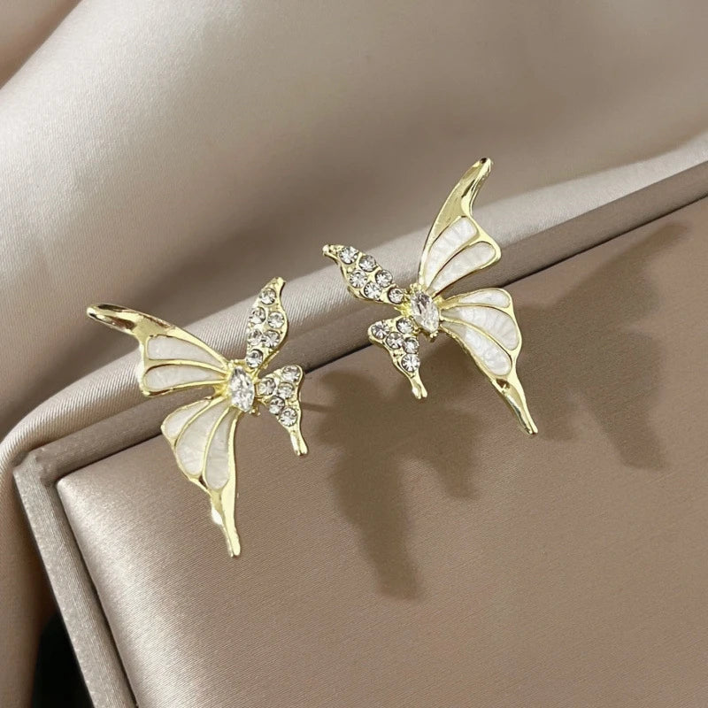 2025 New Trend Vivid Butterfly Stud Earrings for Women Beige Enamel Crystal Women's Small Earrings Lovely Cute Ear Aceesories