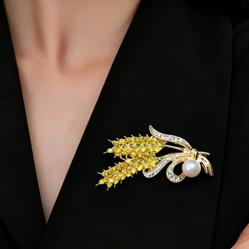 Gold Color Wheat Head Brooch for Women Imitaiton Pearl Crystal Women's Luxury Brooches Autumn Fashion Metal Pins for Clothing